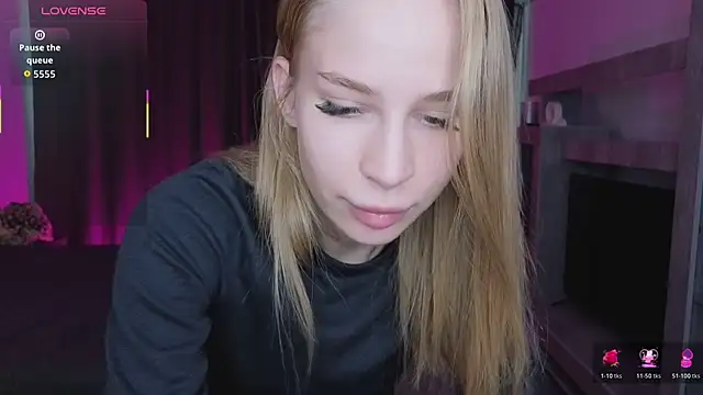 Elis Fox online show from 03.08.26