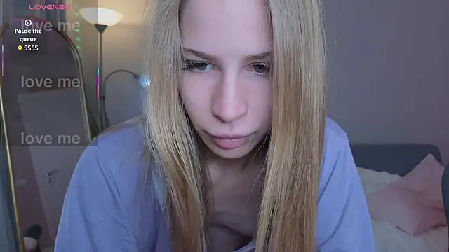 Elis Fox online show from 05.02.26
