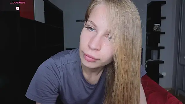 Elis Fox online show from 06.16.26