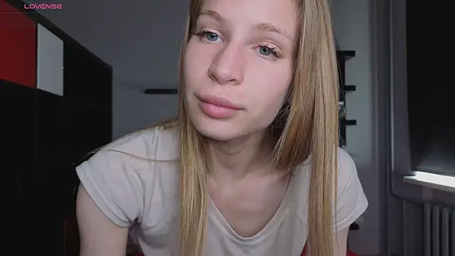 Elis Fox online show from 06.22.26