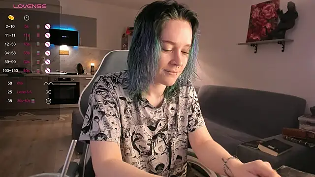 Snapshot of alisahug chatting on 01.14.26 alisahug online show from 01.14.26