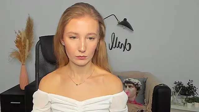 LolaWilsons online show from 01.24.25