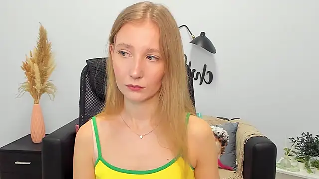 LolaWilsons online show from 01.25.25