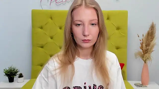 LolaWilsons online show from 02.20.26