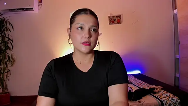 daniela moreno- online show from 12.10.24
