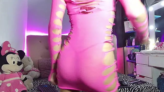 Isis brown7 online show from 12.14.25