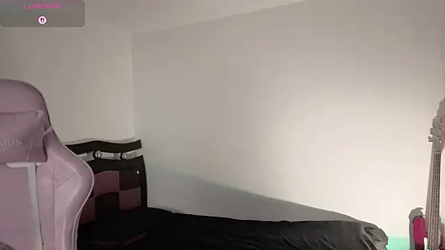 Snapshot of sweet_soup chatting on 11.06.25 sweet soup online show from 11.06.25