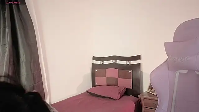 Snapshot of sweet_soup chatting on 11.29.25 sweet soup online show from 11.29.25