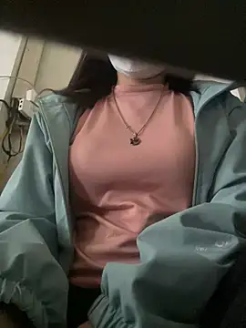 Snapshot of Tuongvy05 chatting on 01.22.25 Tuongvy05 online show from 01.22.25