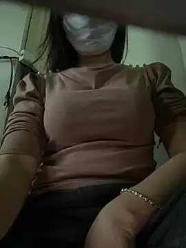 Snapshot of Tuongvy05 chatting on 03.12.25 Tuongvy05 online show from 03.12.25