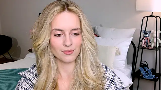 RozzitaBedberry online show from 09.26.25