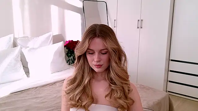 Snapshot of RozzitaBedberry chatting on 02.03.26 RozzitaBedberry online show from 02.03.26