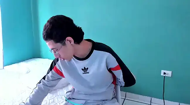 Snapshot of Chandler_ken chatting on 12.28.24 Chandler ken online show from 12.28.24