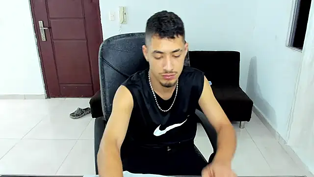 Snapshot of Chandler_ken chatting on 02.25.26 Chandler ken online show from 02.25.26