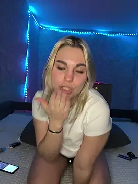 Evaaa Babiesss online show from 12.26.24