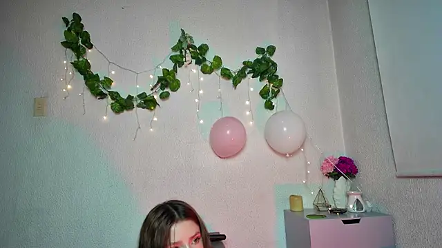 ari kat online show from 02.16.25