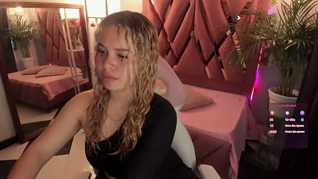 Haelycute online show from 01.21.25