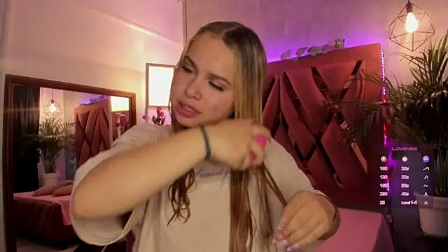 Haelycute online show from 01.26.25