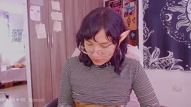 melissahowl online show from 10.21.25