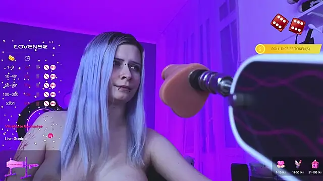 Snapshot of SpectraSirens chatting on 02.18.25 SpectraSirens online show from 02.18.25