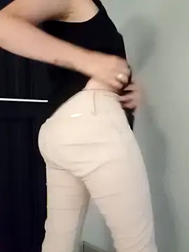 Snapshot of IsisBlake chatting on 02.07.25 IsisBlake online show from 02.07.25