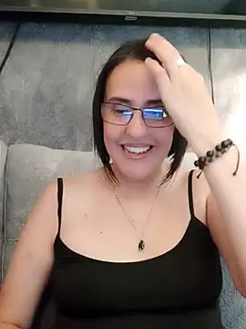 Snapshot of IsisBlake chatting on 02.09.25 IsisBlake online show from 02.09.25