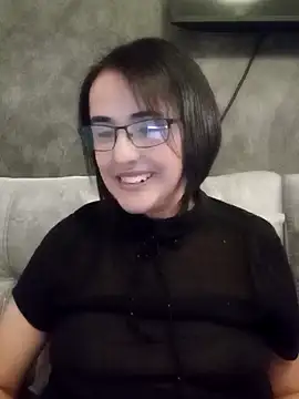 Snapshot of IsisBlake chatting on 02.09.25 IsisBlake online show from 02.09.25