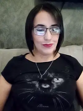 Snapshot of IsisBlake chatting on 02.12.25 IsisBlake online show from 02.12.25