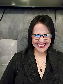 Snapshot of IsisBlake chatting on 02.15.25 IsisBlake online show from 02.15.25