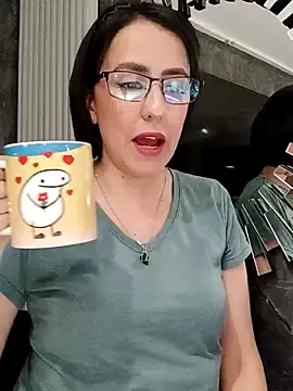 Snapshot of IsisBlake chatting on 02.26.25 IsisBlake online show from 02.26.25