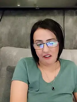 Snapshot of IsisBlake chatting on 02.27.25 IsisBlake online show from 02.27.25