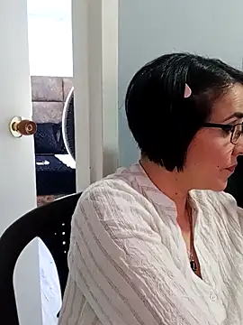 Snapshot of IsisBlake chatting on 03.15.25 IsisBlake online show from 03.15.25