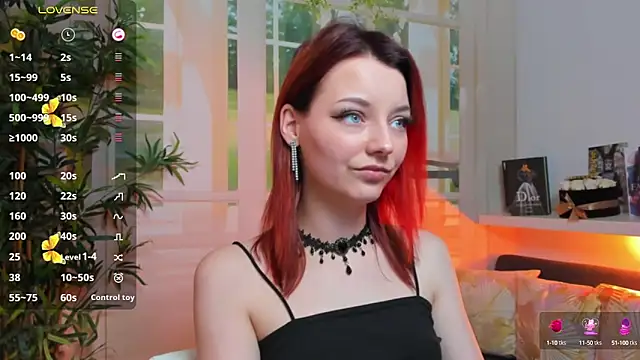 pretty little thing online show from 02.12.25