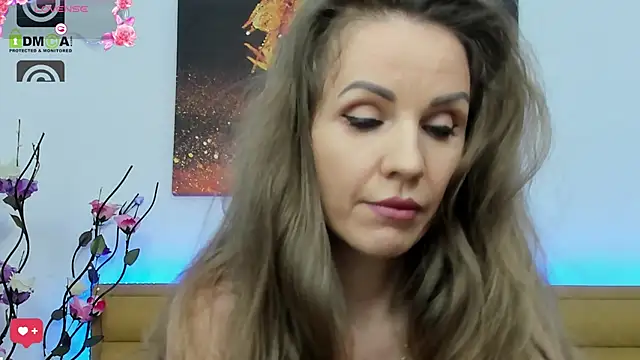 Snapshot of 3lla_Rose chatting on 02.08.25 3lla Rose online show from 02.08.25