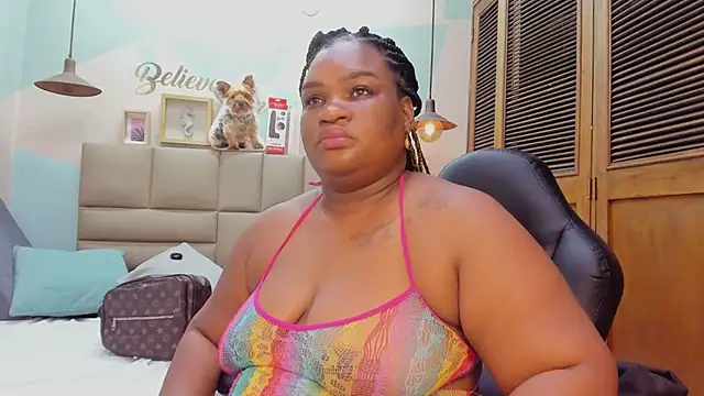 Snapshot of lilybaudyn_ chatting on 09.25.25 lilybaudyn online show from 09.25.25