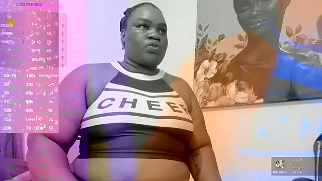 Snapshot of lilybaudyn_ chatting on 12.17.25 lilybaudyn online show from 12.17.25