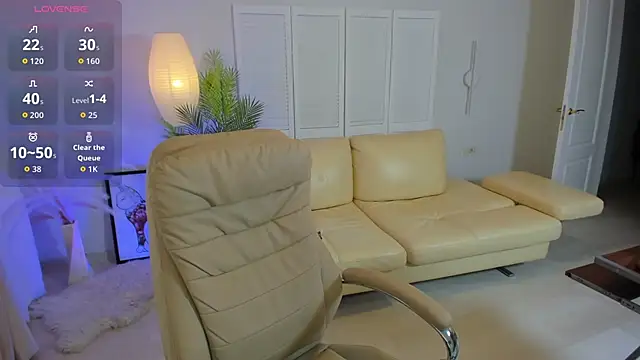 Daniela Kitty  online show from 05.30.26