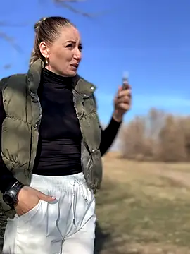 Crazy-Rosa online show from 11.11.25