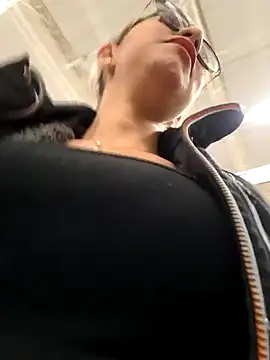 Cata Office-12 online show from 12.18.24