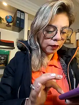 Cata Office-12 online show from 12.26.24