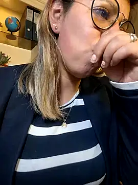 Cata Office-12 online show from 01.15.25