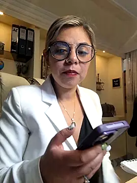 Cata Office-12 online show from 02.18.25