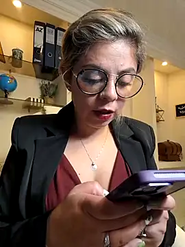 Cata Office-12 online show from 02.20.25