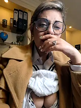 Cata Office-12 online show from 02.21.25