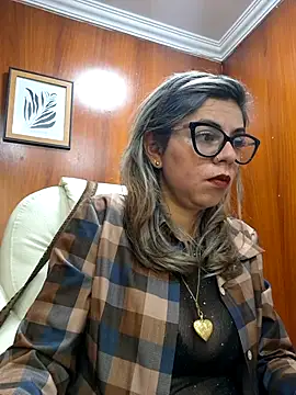 Cata Office-12 online show from 09.15.25