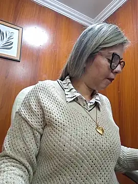 Cata Office-12 online show from 09.25.25