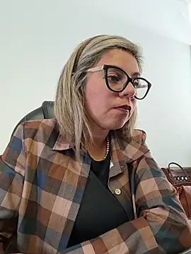 Cata Office-12 online show from 11.11.25