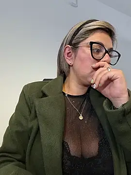 Cata Office-12 online show from 11.24.25