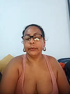 Afroditabichota online show from 11.03.25