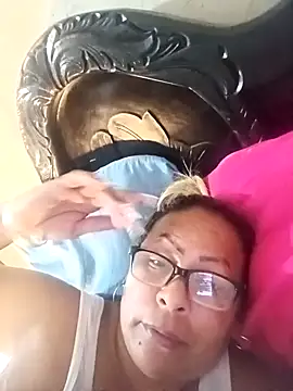 Afroditabichota online show from 11.27.25